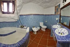 Baño Cueva Cascamorras 10