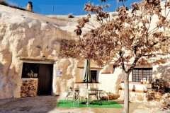 Exterior Cueva Cascamorras 11