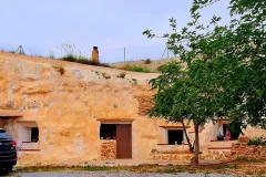 Exterior Cueva Cascamorras Fachada-Cueva-Cascamorras-1