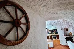 Pasillo-Cueva-Cascamorras-2